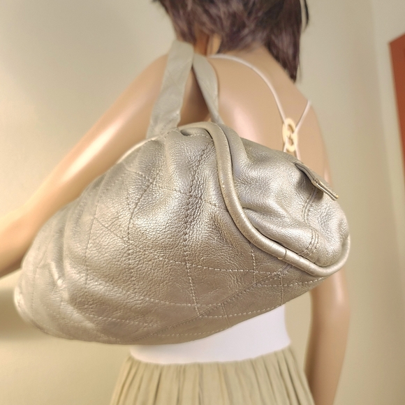 CHANEL Marais Le Bowler Quilted Beige Lambskin Leather Handbag - Picture 13 of 16